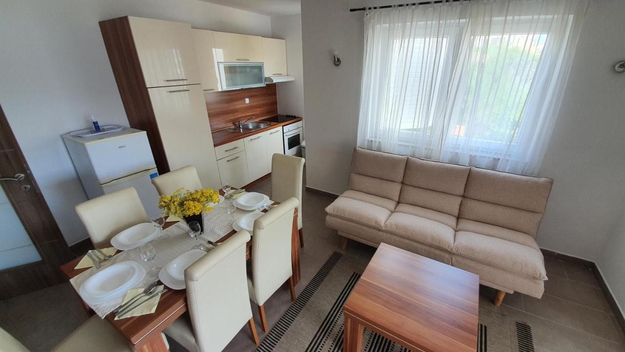 Apartments Augustin Паг Экстерьер фото