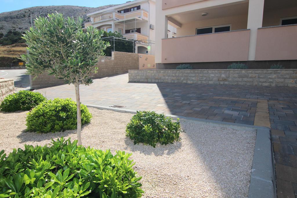 Apartments Augustin Паг Экстерьер фото